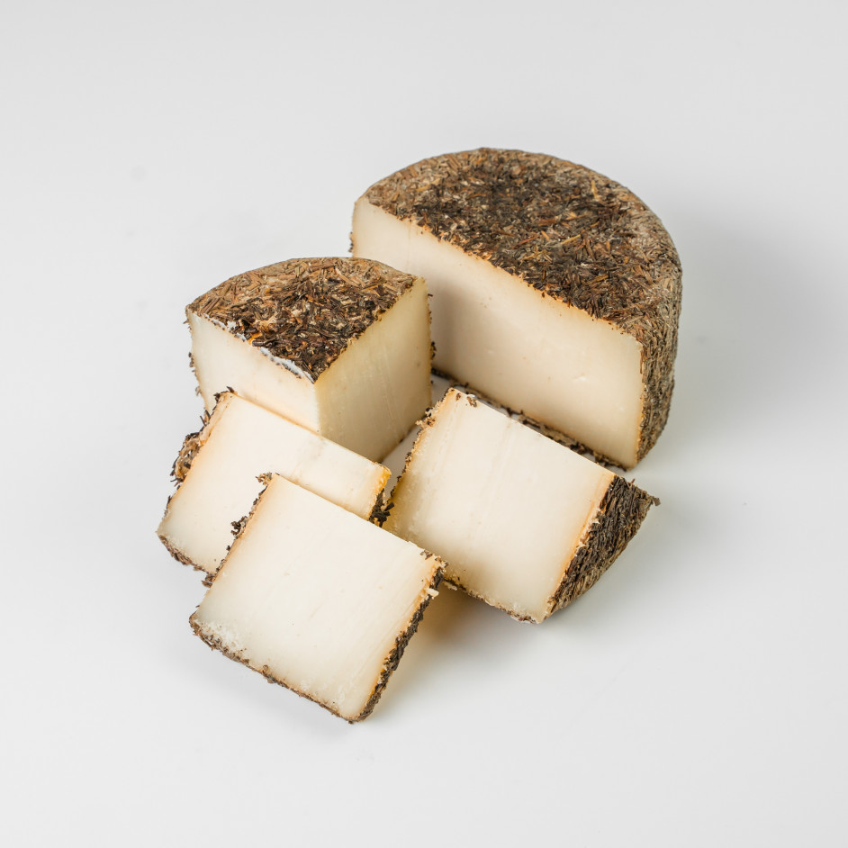Queso de cabra semicurado al romero Santa Eulalia
