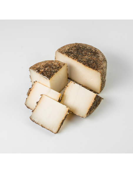 Queso de cabra semicurado al romero Santa Eulalia